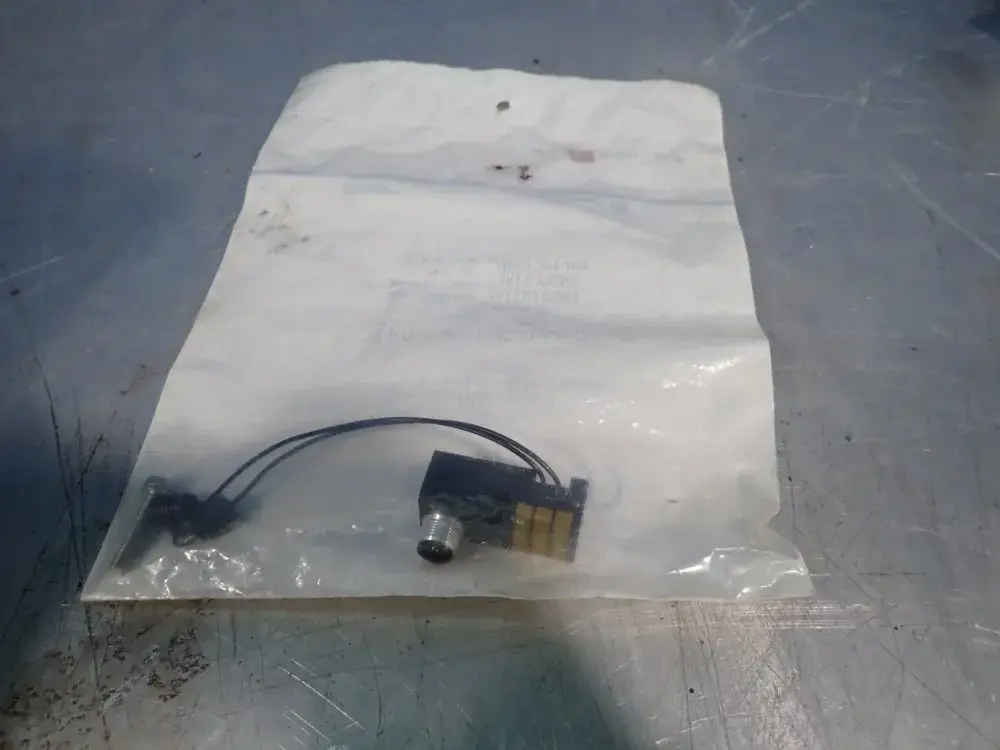 NEW ALLEN BRADLEY 871DMW2GP100CD4B