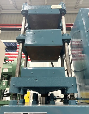 USED 1982 WABASH WABASH 30-1212-4TMB PRESS