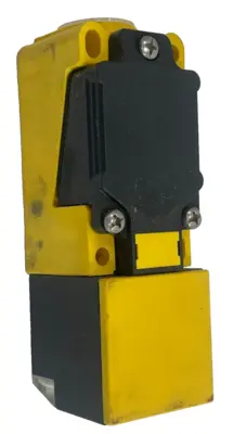 USED TURCK NI20-CP40-VP4X2/S100-S10 SENSOR NI20CP40VP4X2S100S10