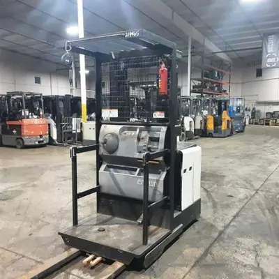 USED 2016 CROWN SP3510-30