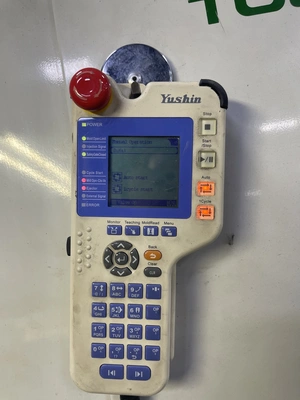 2012 YUSHIN HOP 550X Pick & Place Machines | INJECTION DEPOT GROUP (5)