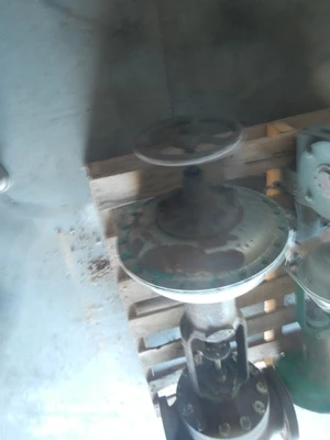 Fisher 6" 125 Rating, Iron Flanged Control Valve