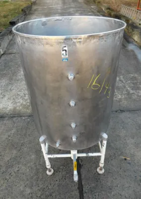 USED 225 GALLON TANK 225 GALLON