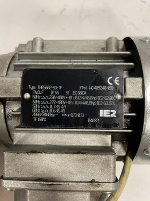 Sew-Eurodrive 21087071 Gear Drive/Speed Reducer 0.16/0.18HP 3PH 7:1 w/ Encoder