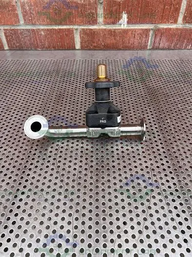 Used ITT PURE FLO 1-316L-SFV5-CWP150 DIAPHRAGM VALVE W/ 1" SANITARY FITTING Valves/Fittings California US | Equipment Lab #485558
