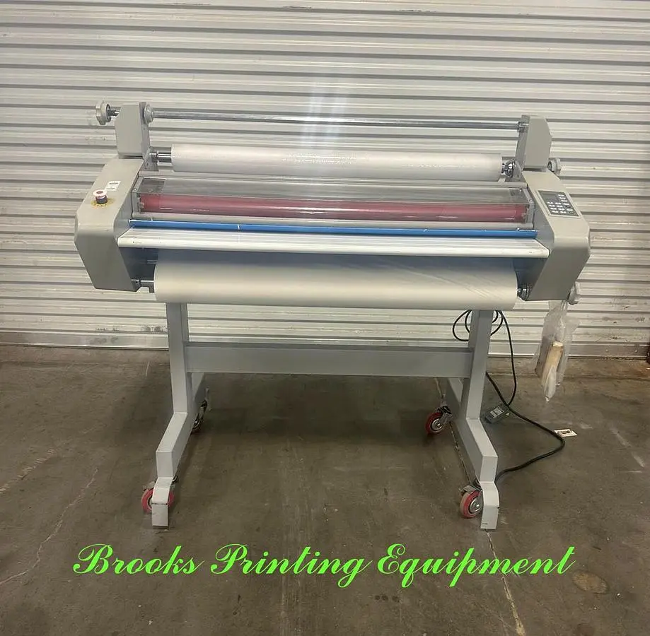 USED GBC TITAN 110
