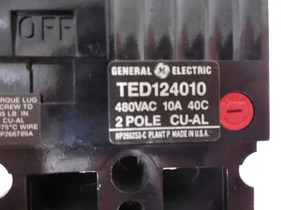 General Electric TED124010 Circuit Breaker 10 Amps 480VAC 2 Pole Used