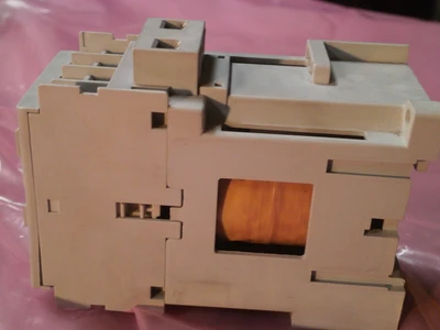 USED ALLEN BRADLEY 100-C16D-01B WITH 100-F