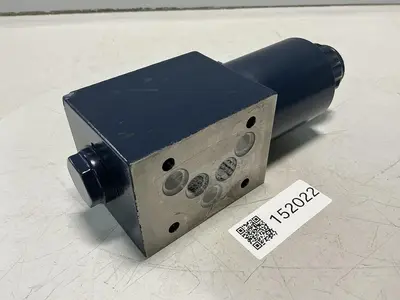 USED REXROTH 5-4WE 10 J2B33/CG24N9K4