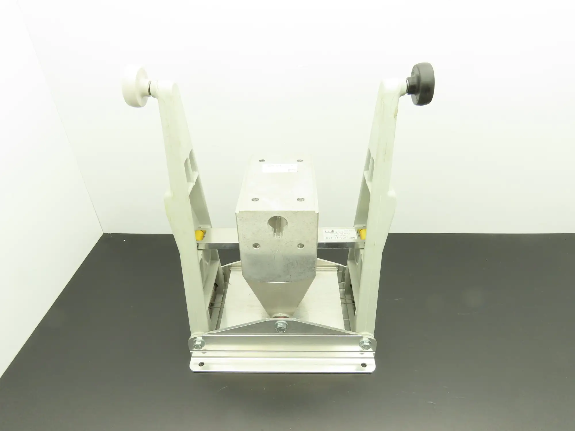 Mantissa 000-104-02-150 Sorter Conveyor Tilt Deck Tray Tipper Gray TM Assembly