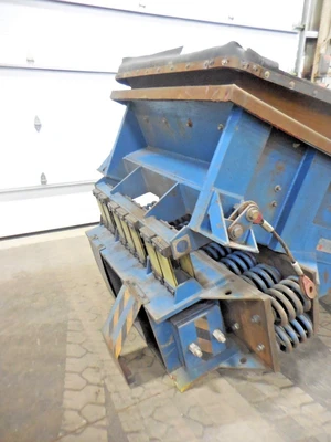 Used KINERGY KDF-48-HDDT Vibratory Feeders Ohio US | Equipment Recovery Corp. #1331301