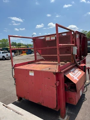 Marathon RJ-225 Compactor