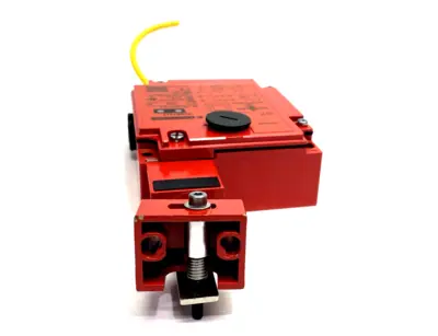 USED TELEMECANIQUE XCSE-7313, XCSE 7313, XCS-E7313