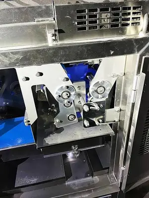 2015 RHEON VX212/V4 WITH PR101 PUNCH ROUNDER Stress Free | Harvest Equipment and Fabrication Inc (12)