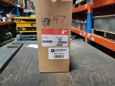 NEW FLEETGUARD AF25624