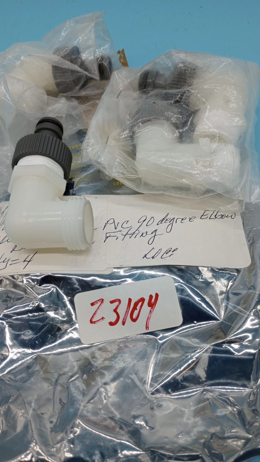 LOT OF 4 TAPER 3/4" FITTINGS WITH 90 DEGREE ELBOW
