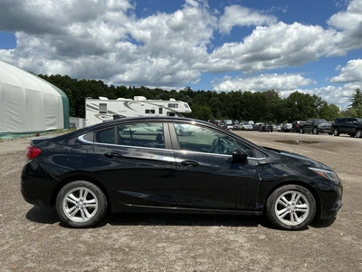 USED 2017 CHEVROLET CRUZE