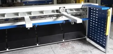 MOTORIZED METAL SHEAR MACHINE