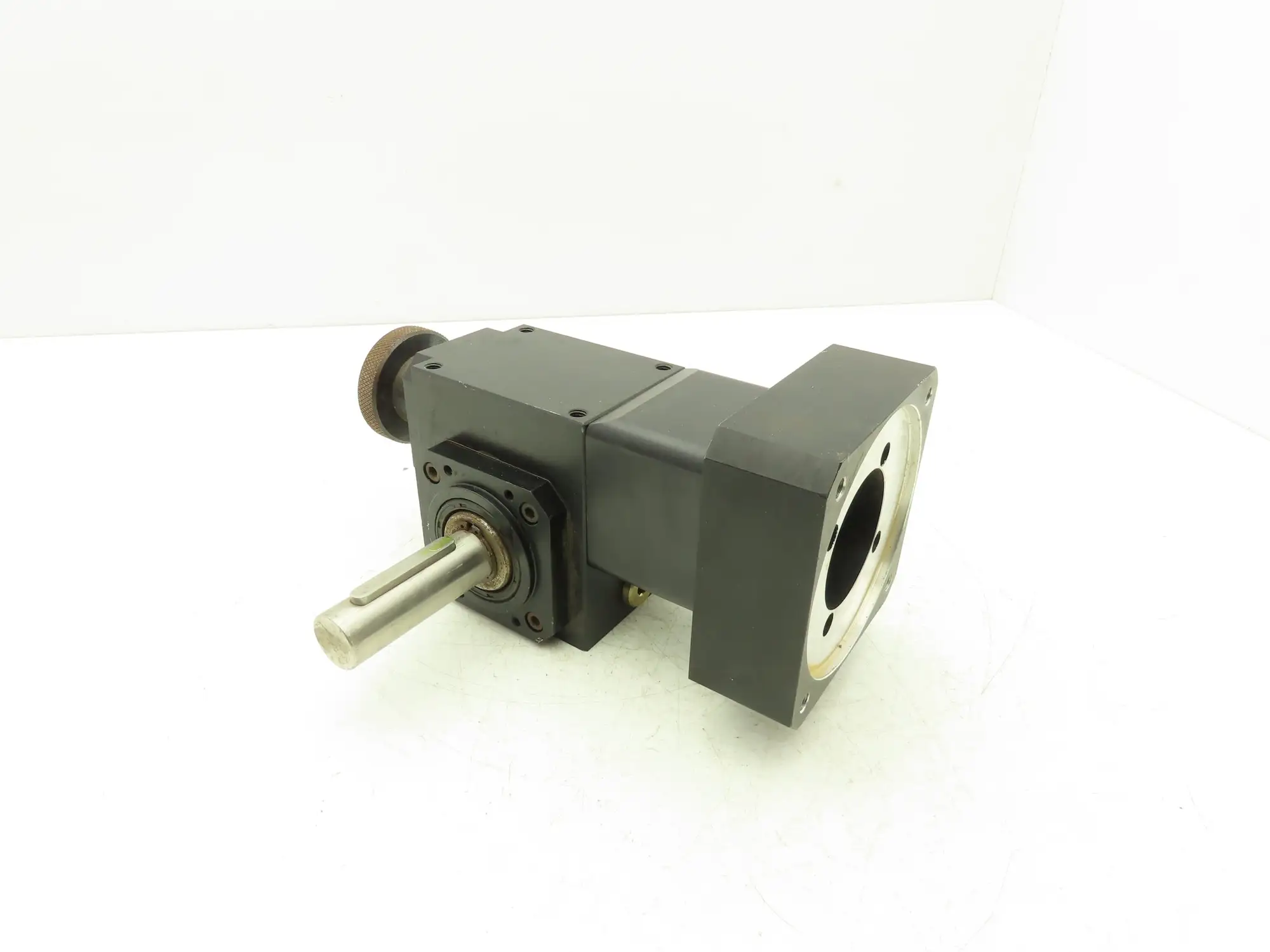 Textron W0380020SKHSO6DJMDGZ AccuDrive Gearbox 20:1 Ratio 87.5rpm RH Output
