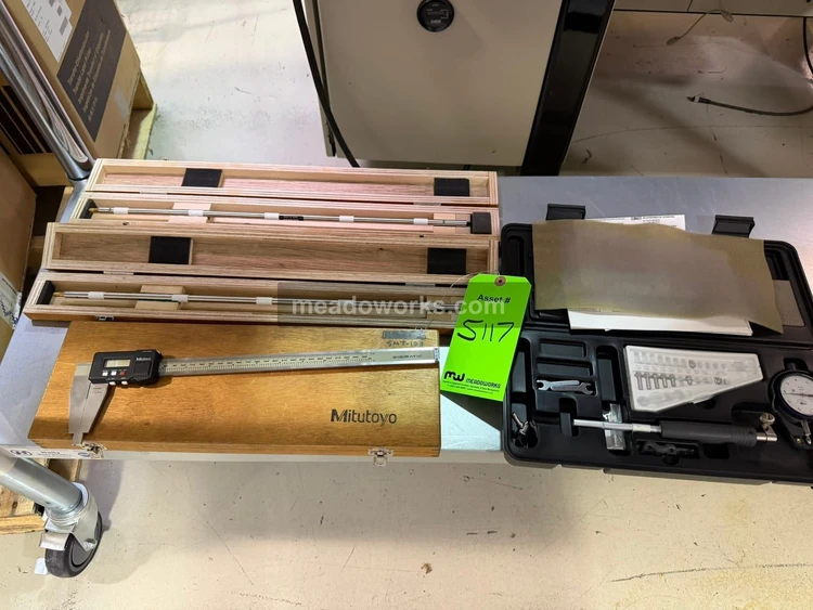 Used Mitutoyo 6677 Digital Calipers Illinois US | Meadoworks #1514497