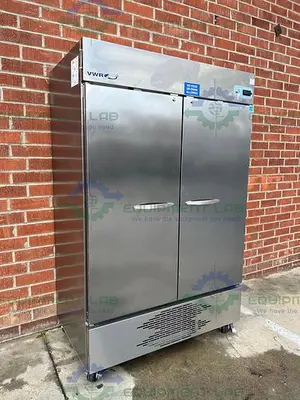 USED VWR GTVWG49FSSA STAINLESS STEEL DOUBLE DOOR FREEZER - 25°C 49 CU, FT.