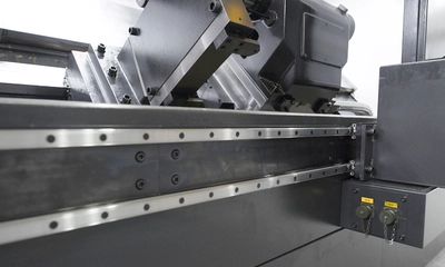 New | in-Stock HYUNDAI WIA KL7000LY CNC Lathes US | Lamarche Machinery Inc #1258490
