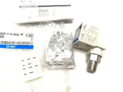 New | in-Stock SMC HIGH PRECISION DIGITAL PRESSURE SWITCH 3-SCREEN Pressure Switches | Maverick Industrial Sales #1101521
