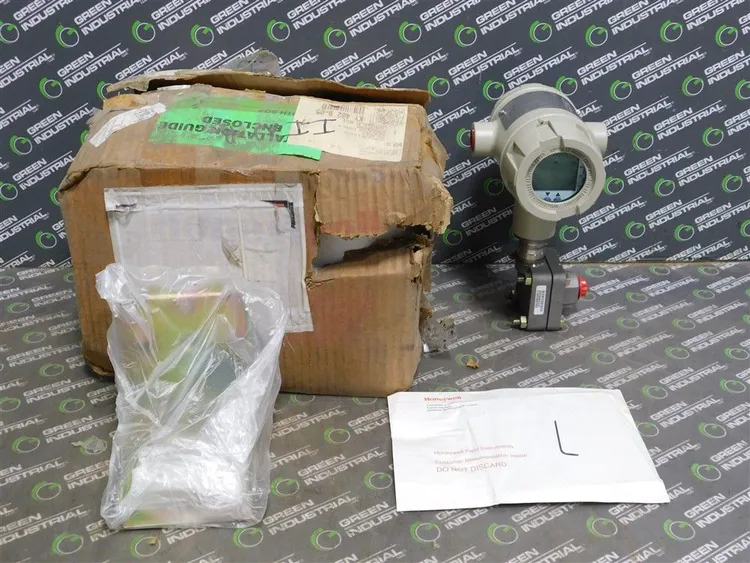 Used HONEYWELL STG140-E1G-00000-1C,DE,MB,SM+XXXX Pressure Transmitters | Green Industrial #682793
