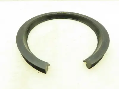 Garlock Klozure 23 3435 2- Split Oil Seals 6.50 in Shaft, 8.0 in OD, 0.750 in W