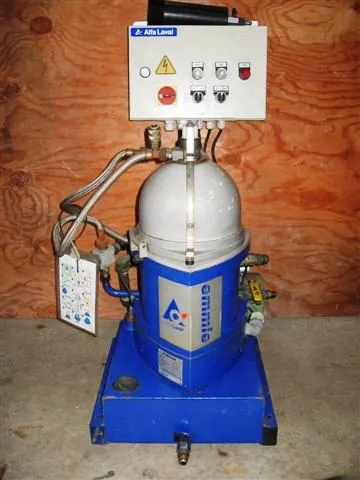 Alfa-Laval EMMIE MIB 303S-13 oil purifier module.