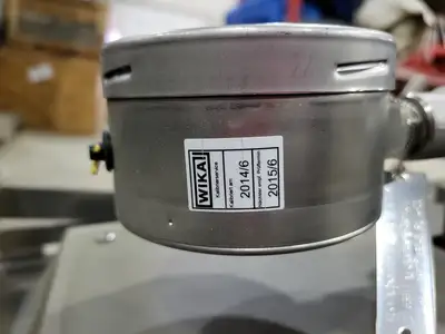 0-160 kPa Pressure Gauge Assembly w/ Windowed Enclosure