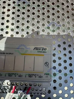 USED ALLEN BRADLEY 1794-DE4 FLEX I/O ANALOG INPUT MODULE
