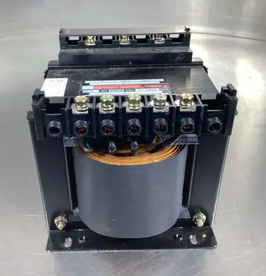 Aihara NYS21-1K 1KVA 50/60Hz Transformer Pri. 210-230V Sec. 100-110V 4E