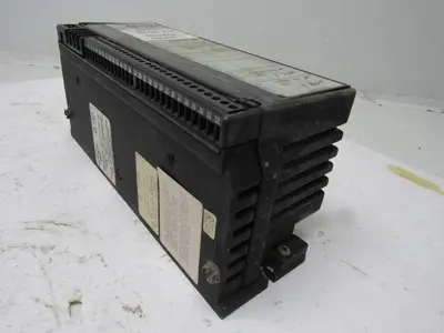 GE Fanuc IC660BBA100 Genius Analog I/O Module 115V 4 Input 2 Output