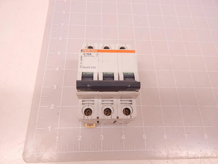 Used MERLIN GERIN _UNKNOWN_ Circuit Breakers Texas US | OCO Industrial #1675760