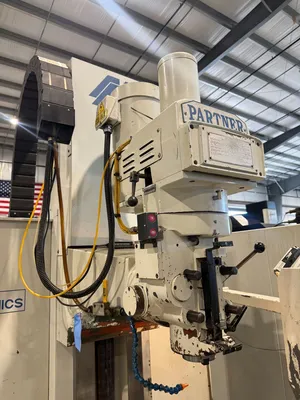 2002 MILLTRONICS MB20 CNC Vertical Mills | GMT (9)