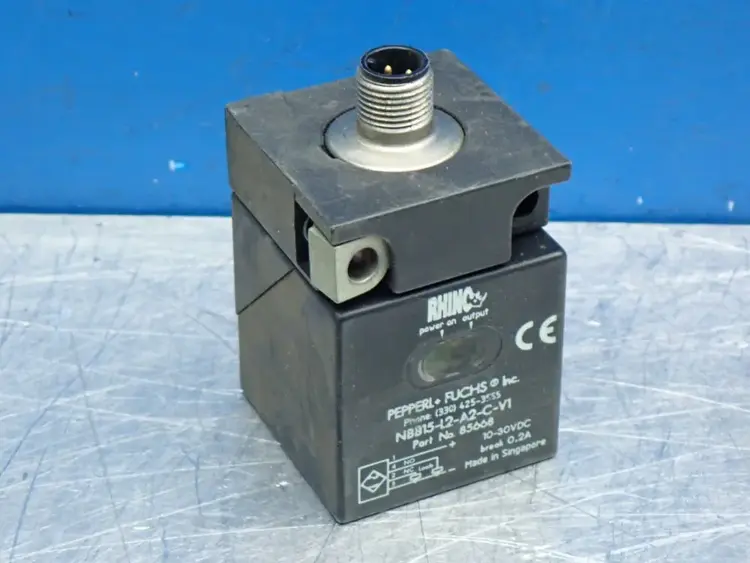 Used PEPPERL+FUCH NBB15L2A2CV1 Proximity Sensors Ohio US | HGR 24 #864393
