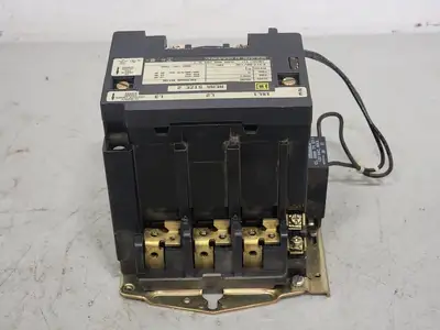 USED SQUARE D 8536SDG1V02S