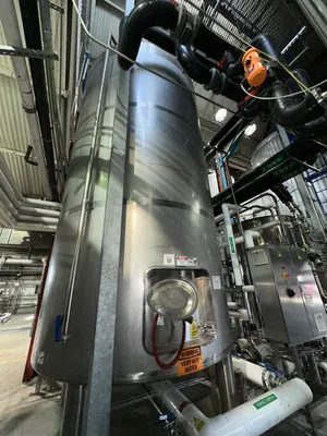 _UNKNOWN_ -UNKNOWN- Stainless Steel Tanks | Perry Equipment (2)