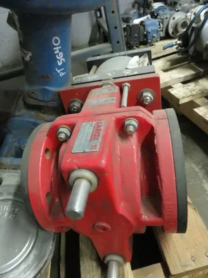4" Larox Pinch Slurry Valve with Pneumatic Actuator , New