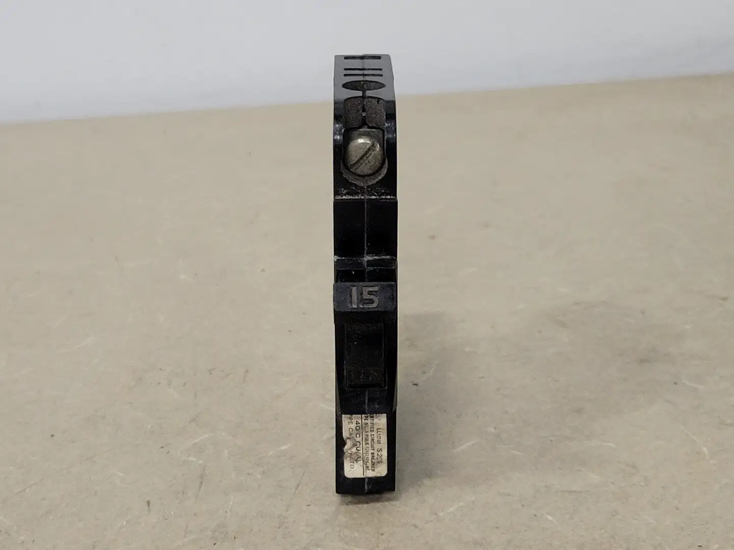 15 Amp, 1 Pole, 120/240 volts Circuit Breaker