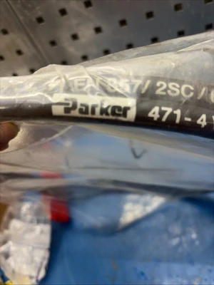 NEW Parker 4714WP