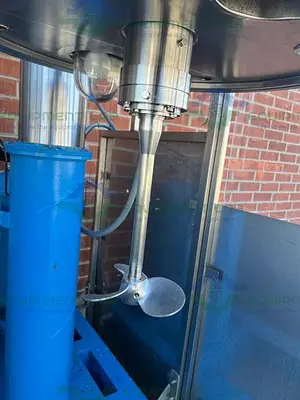 USED ROSS M 40 STAINLESS STEEL SINGLE SHAFT MIXER W/ TWO 40 GALLON TANKS