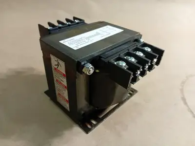 NEW SQUARE D 9070T250D5