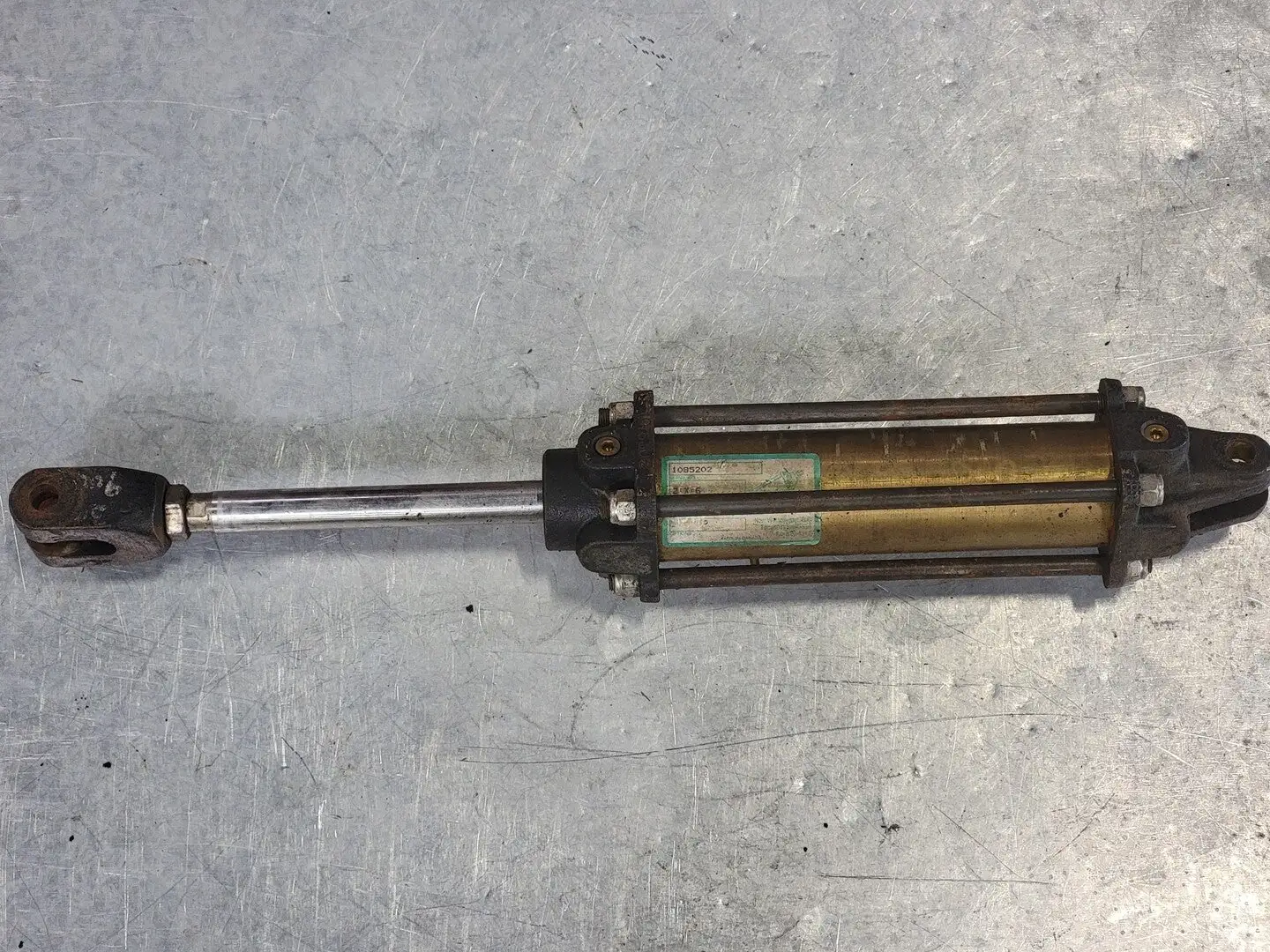 Used ROYAL ELECTRIC _UNKNOWN_ Parts (Hydraulics and Pneumatics) British Columbia CA | Lenmark #267849