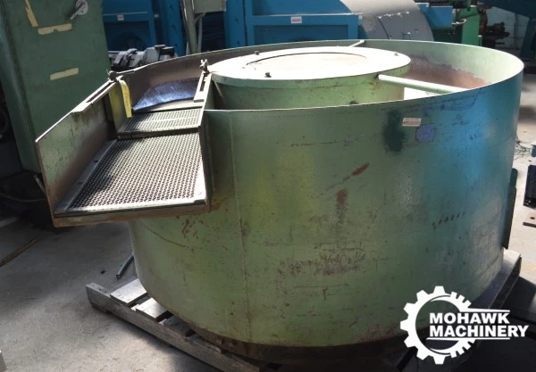 61" CARL KURT WALTHER GMBH “G500” BOWL-TYPE VIBRATORY DRYER w/HEATER - 1.7 KW MOTOR