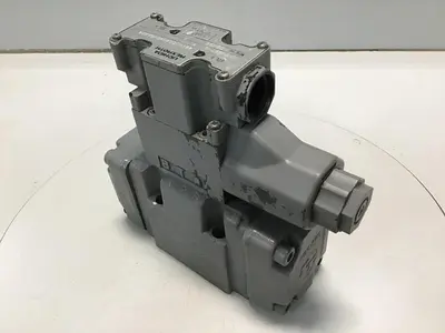 USED REXROTH 4WEH10D40M0/6AG24NPS-997-0