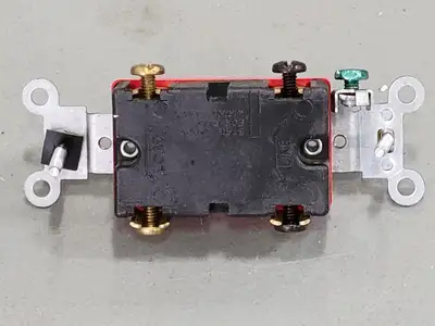NEW LEVITON 1222-2W