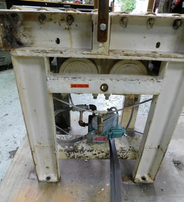 USED VIBCO SETTLING TABLE GRID TOP