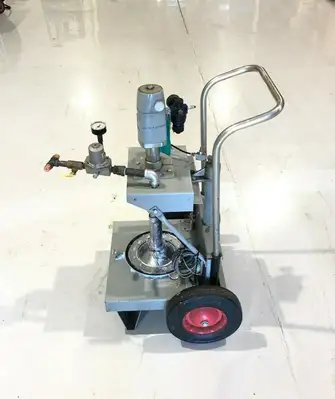 Used ARO PNEUMATIC SPRAYER DISPENSING PISTON PUMP SYSTEM Dispensing Machines Michigan US | Maverick Industrial Sales #1122854